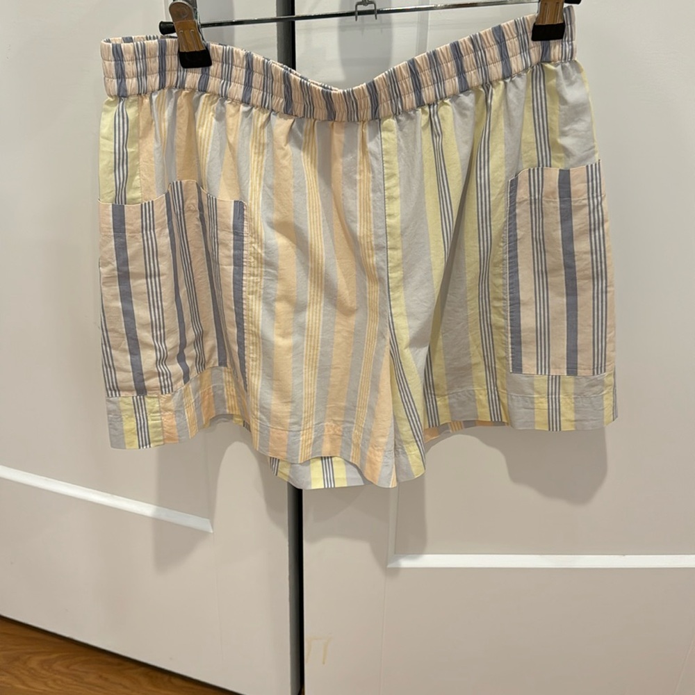 Rails Elastic Waste Shorts With Pockets - image 1